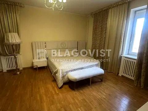 будинок за адресою Богдана Хмельницького вул.