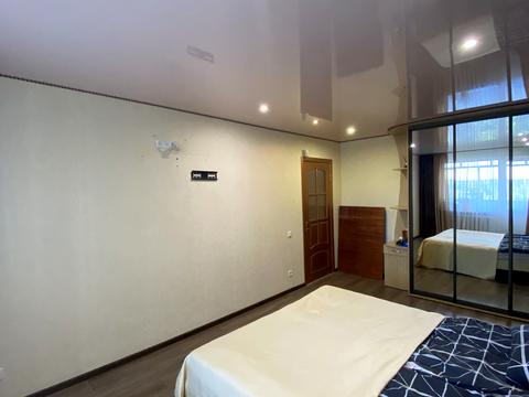 квартира за адресою Космонавтів вул., 52