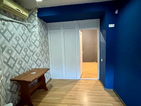 комерційна за адресою Ніла Армстронга вул. (Казакова), 4-А