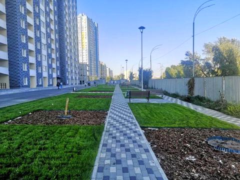 комерційна за адресою Ревуцького вул., 54-А