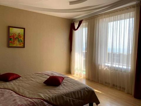 квартира за адресою Паркова вул., 48