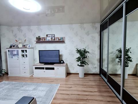 квартира по адресу Довженко ул., 8-Б