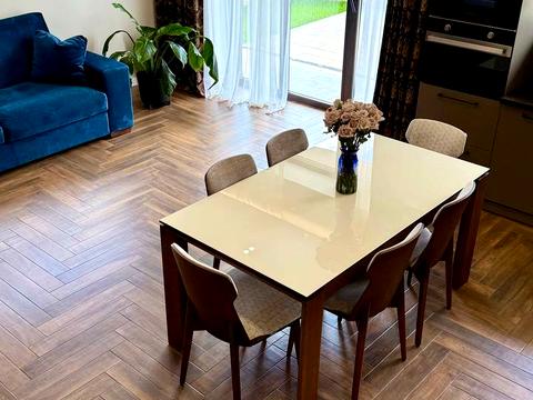 будинок за адресою с. Байківці, Комерційна