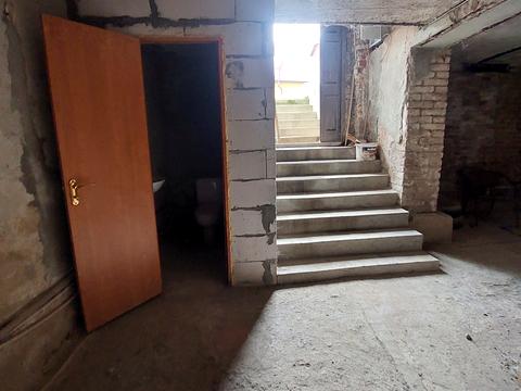 коммерческая по адресу Підвалля, 5