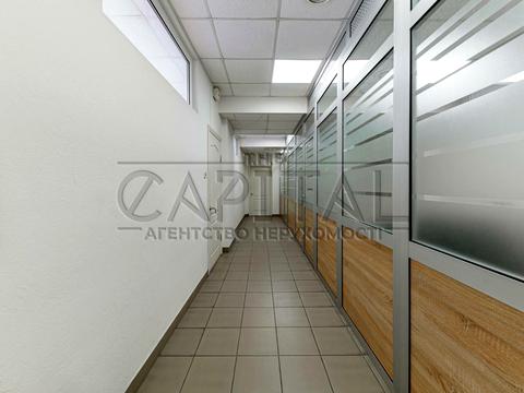 комерційна за адресою Антоновича вул. (Горького), 91/14