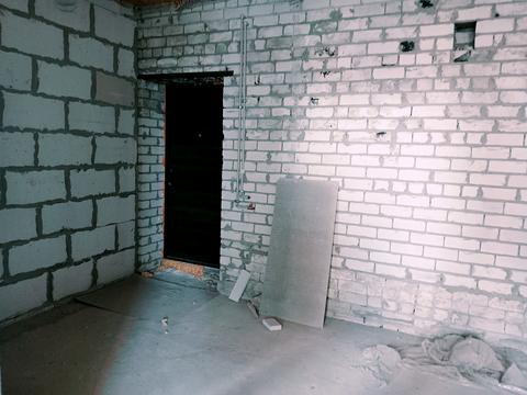 квартира за адресою Профспілковий бульв., 64