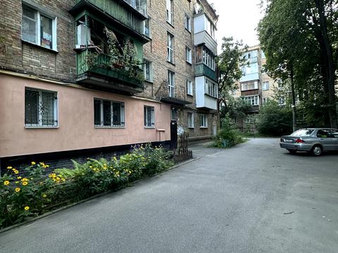 квартира по адресу Салютная ул., 20а