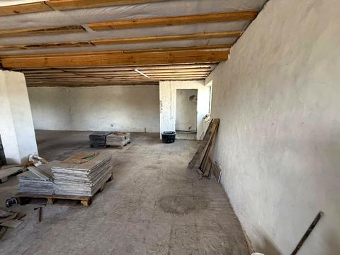 комерційна за адресою Свято-Покровська вул. (Леніна), 215г