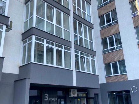 квартира за адресою Профсоюзна вул., 9-А