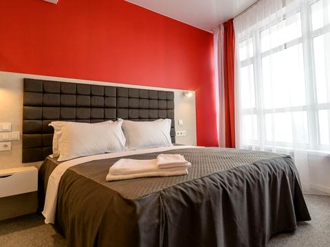 квартира по адресу Кловский спуск, 7a