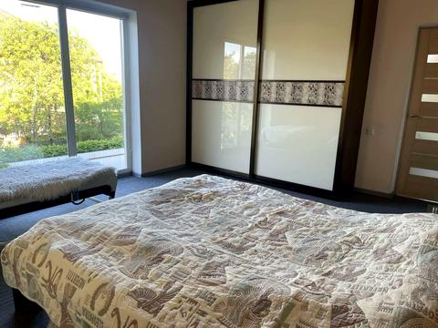 будинок за адресою Центральна вул., 72а