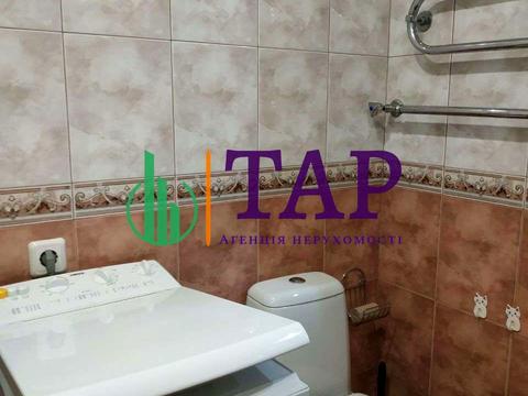 квартира за адресою Михайла Комарова вул. (Тархова), 5