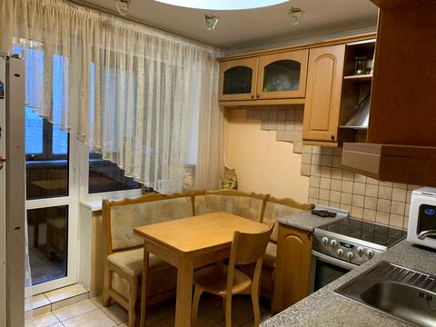 квартира за адресою Академіка Корольова просп., 12-Л