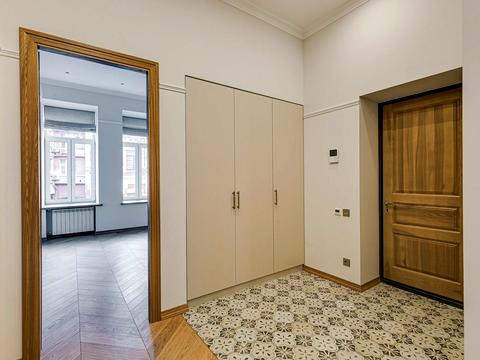 квартира за адресою Мала Житомирська вул., 8