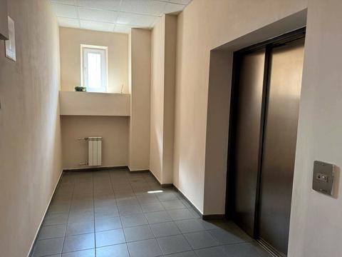 квартира за адресою Академіка Чекмарьова вул., 2