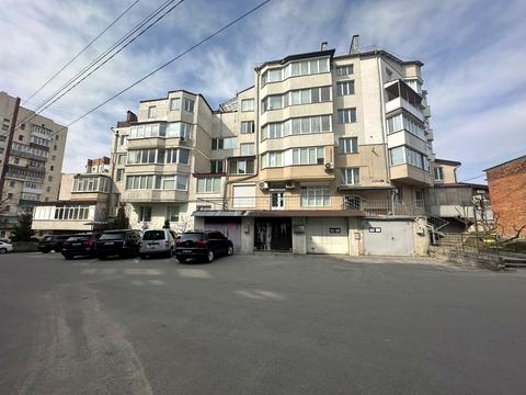 квартира по адресу Степана Бандери ул., 9/2