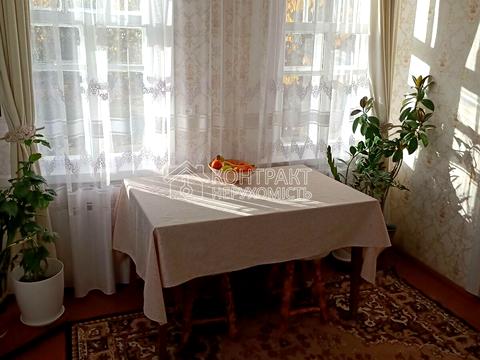 будинок за адресою вул. Волинська, 10