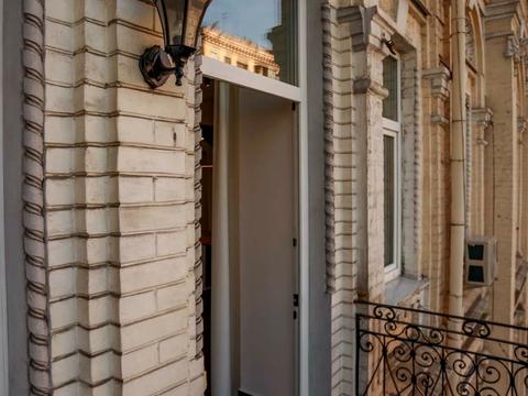 комерційна за адресою Велика Васильківська вул. (Червоноармійська), 38