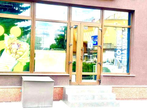 коммерческая по адресу майдан Незалежности пл., 5