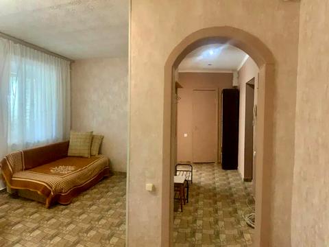 квартира за адресою Високовольтна вул., 18