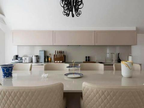 будинок за адресою Богдана Ступки пров.