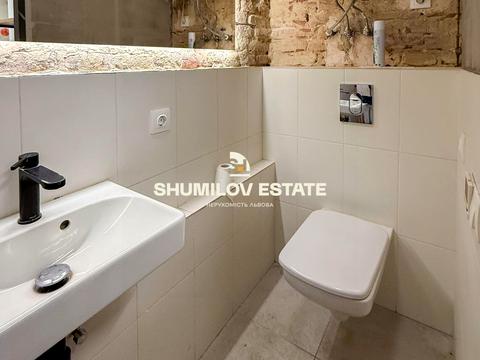 комерційна за адресою Героїв Майдану вул. (Гвардійська), 28