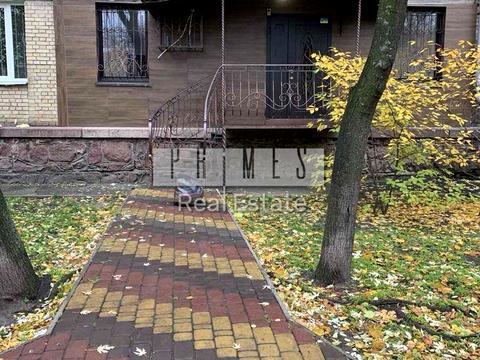 комерційна за адресою Григорія Чупринки вул. (Чудновського), 8