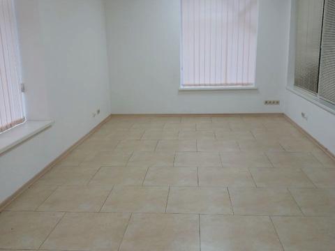 комерційна за адресою Лисогірська вул., 6