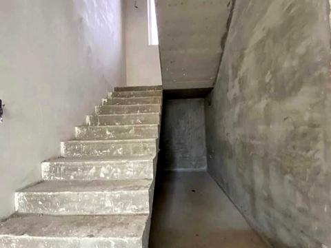 будинок за адресою Антонія Михайловського вул.