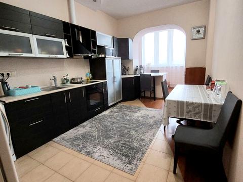 квартира за адресою Срібнокільська вул., 14-А