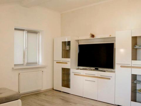квартира за адресою Каменярів вул., 20