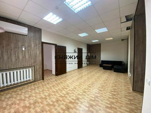 коммерческая по адресу Владимира Ивасюка просп. (Героїв Сталінграду), 6/1