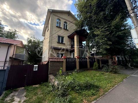 дом по адресу Зверинецкая ул.