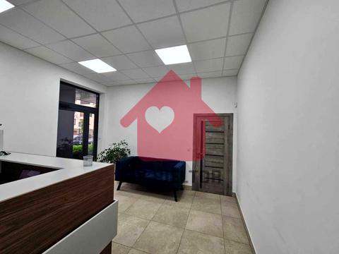 комерційна за адресою Собранецька вул., 150
