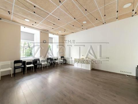 комерційна за адресою Тарасівська вул., 3-А