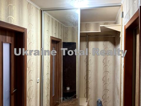 квартира за адресою Милославська вул., 16