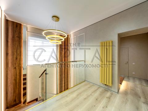 будинок за адресою с. Нові Безрадичі, Жовта