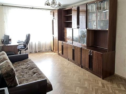 квартира за адресою Василя Симоненка вул., 20