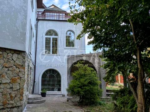 будинок за адресою Ягідна вул.