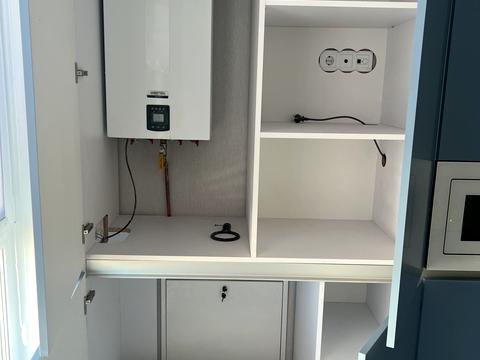 квартира за адресою Білогірська вул., 1-Є