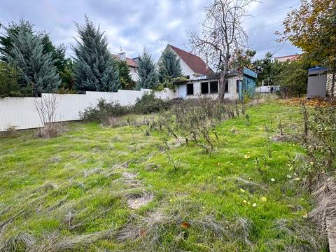 ділянка за адресою Дмитріївська вул. (Дмитрія Донського), 2