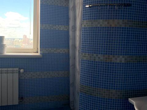 квартира за адресою Анни Ахматової вул., 13