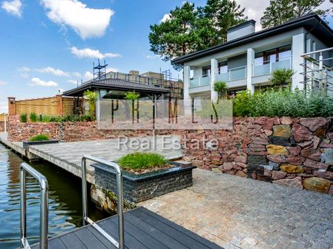 будинок за адресою Садова