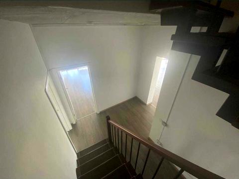 комерційна за адресою Андрія Верхогляда вул. (Михайла Драгомирова), 2-А