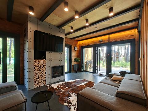 участок по адресу Антония Михайловского ул., 1