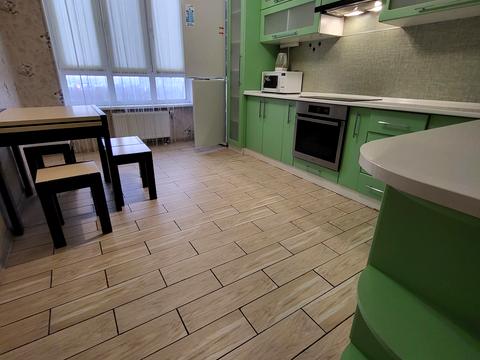 квартира за адресою Академіка Глушкова просп., 9-Г