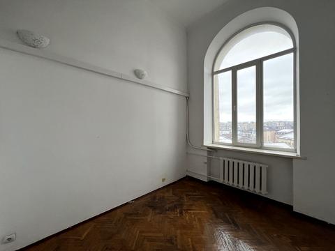 коммерческая по адресу Визволення, 2
