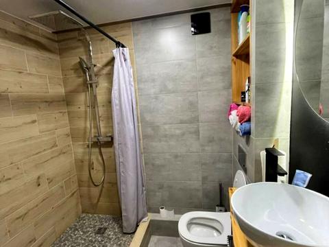 квартира за адресою Парусна вул. (Героїв Сталінграду), 1м