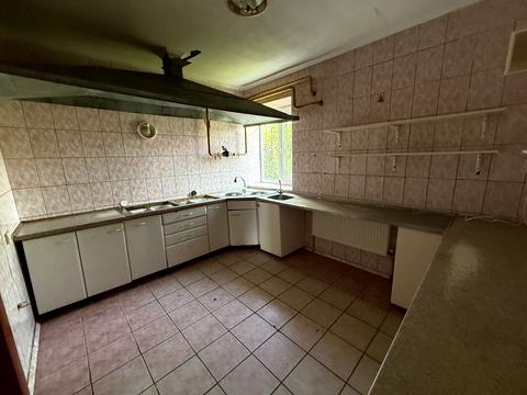 коммерческая по адресу Богдана Хмельницького, 16А