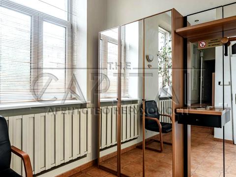 комерційна за адресою Лютеранська вул., 12
